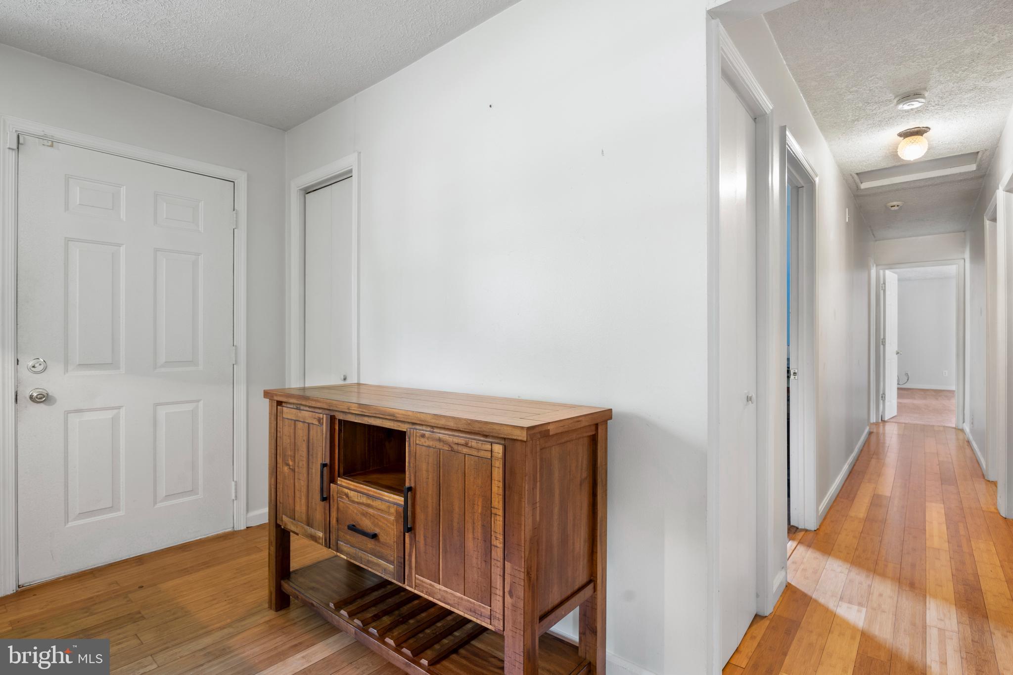 1208 Pine Lane Accokeek, MD 20607 - Photo 2 of 35 Foyer
