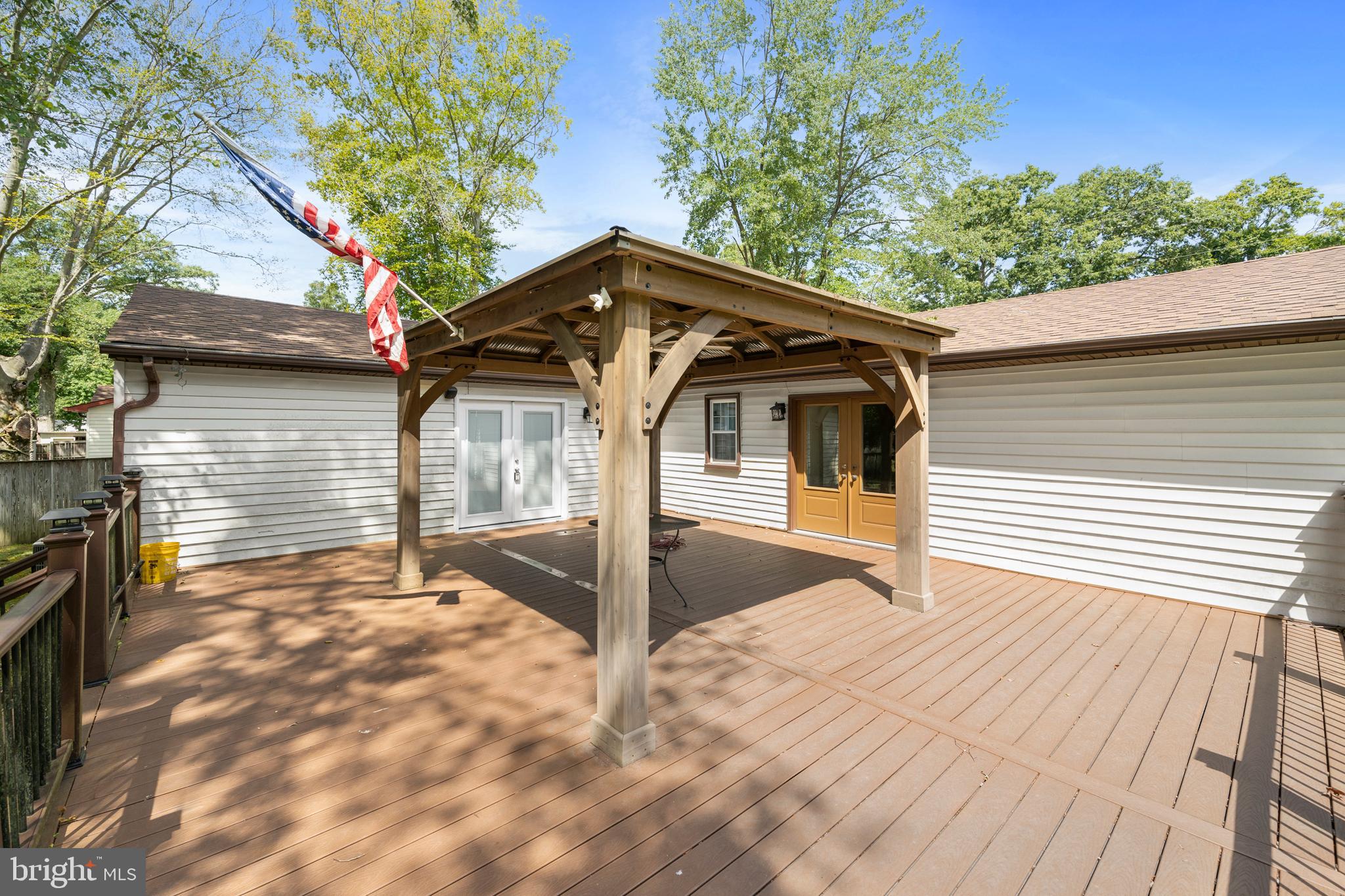 1208 Pine Lane Accokeek, MD 20607 - Photo 26 of 35 Deck