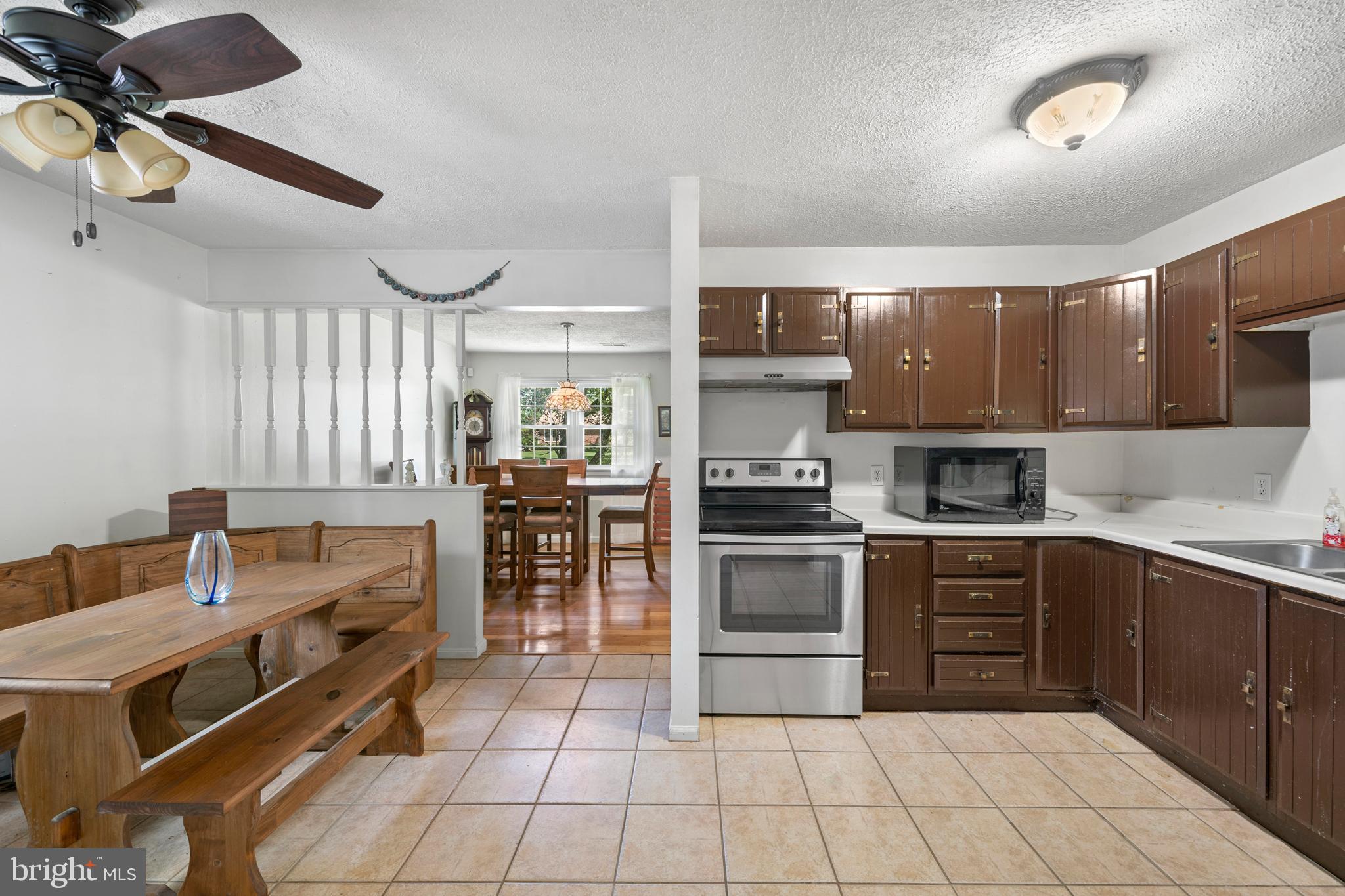 1208 Pine Lane Accokeek, MD 20607 - Photo 6 of 35 Kitchen