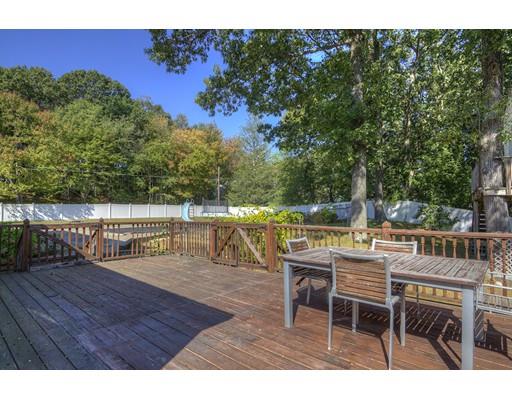 5 Olive Road Billerica, MA 01821 - Photo 3 of 27 a view of a dinning tables and chairs on the roof deck
