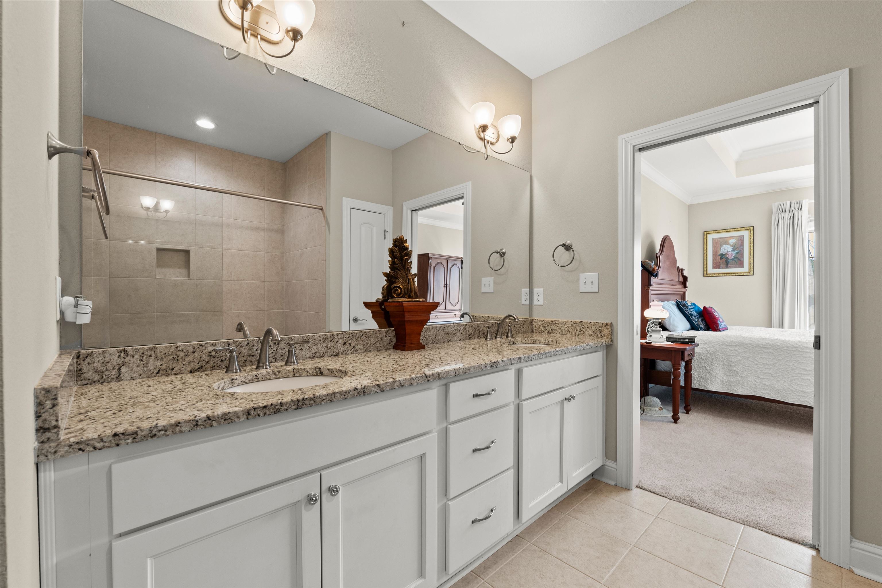 301 Holmes Avenue, Unit 301 Foley, AL 36535 - Photo 23 of 54 Bathroom