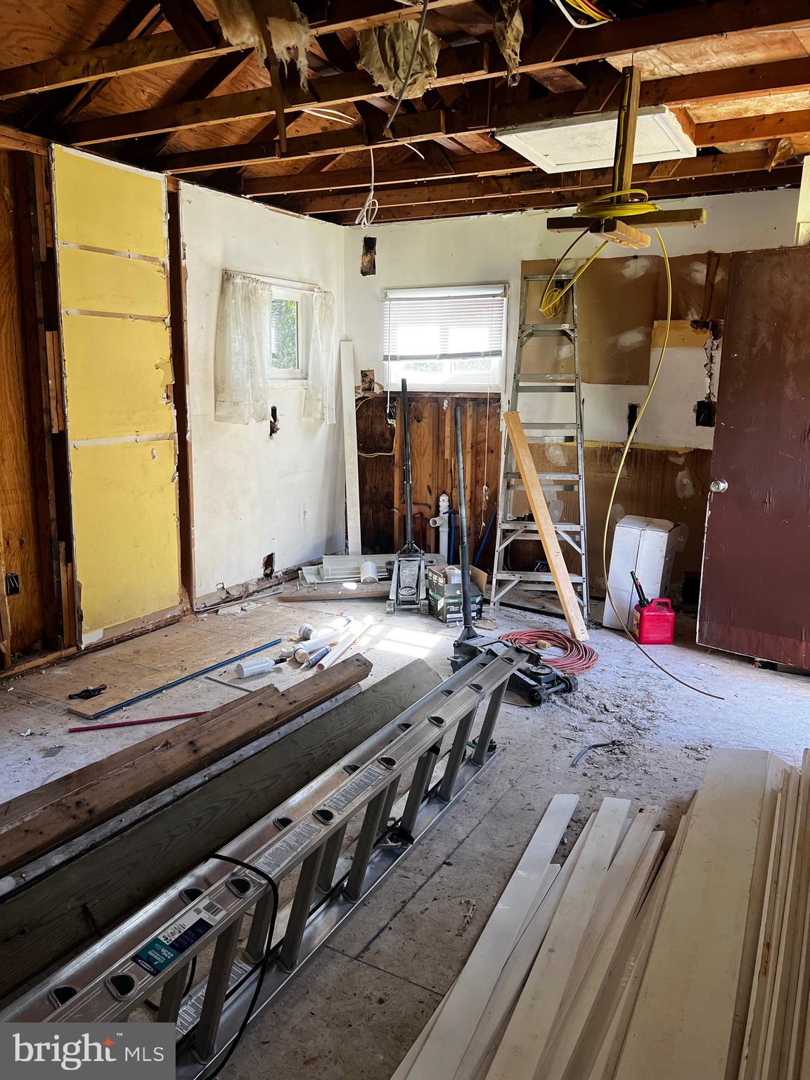 Mt Victoria Road Newburg, MD 20664 - Photo 19 of 43 a view of a room with gym equipment