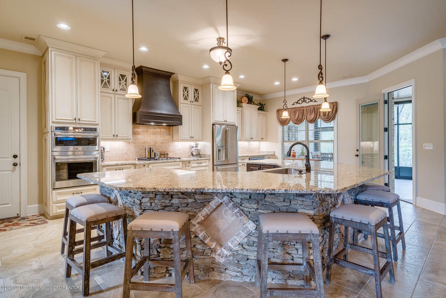 3612 Iron Bridge Road Olive Branch, MS 38654 - Photo 11 of 44 Kitchen