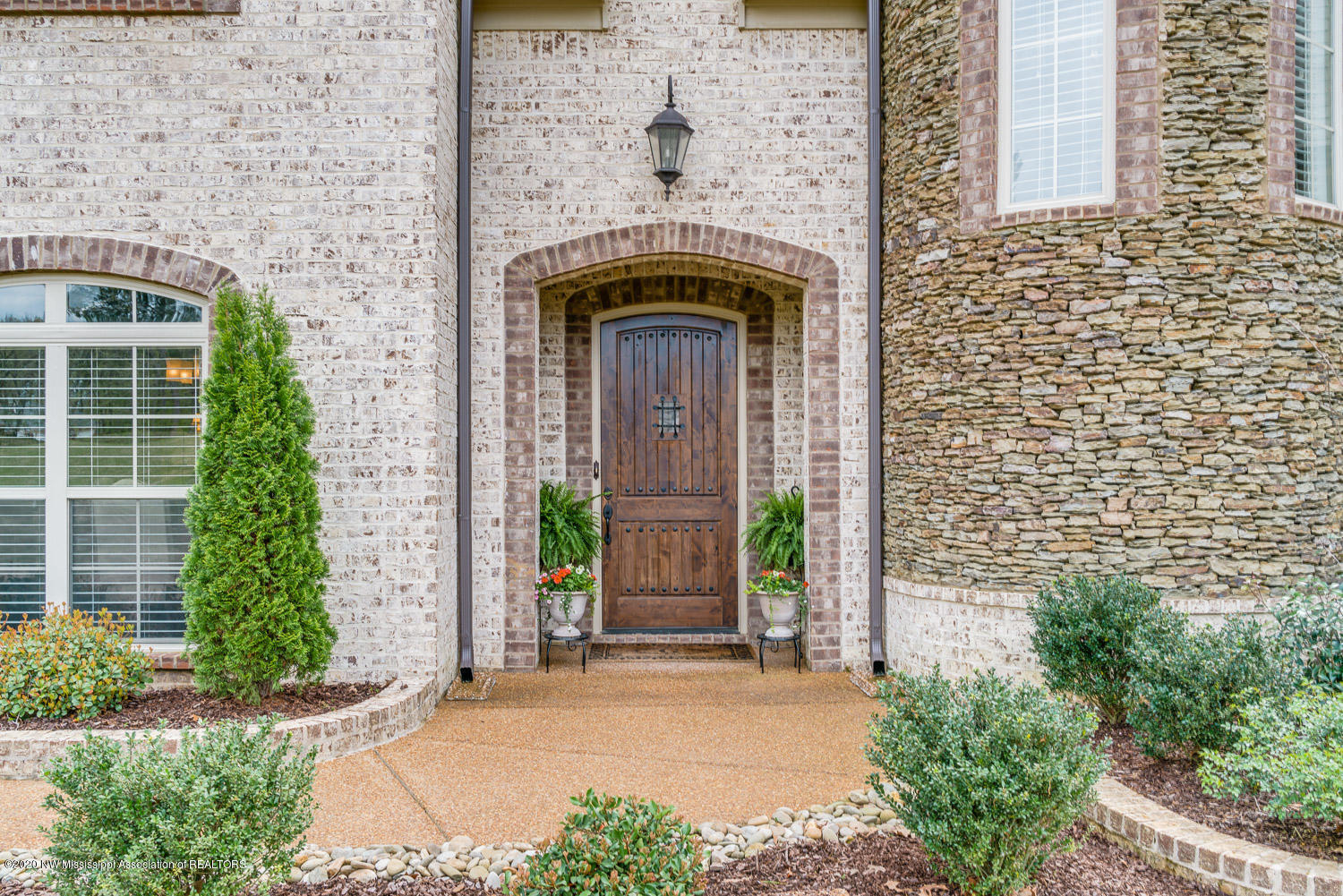 3612 Iron Bridge Road Olive Branch, MS 38654 - Photo 5 of 44 Front Entry