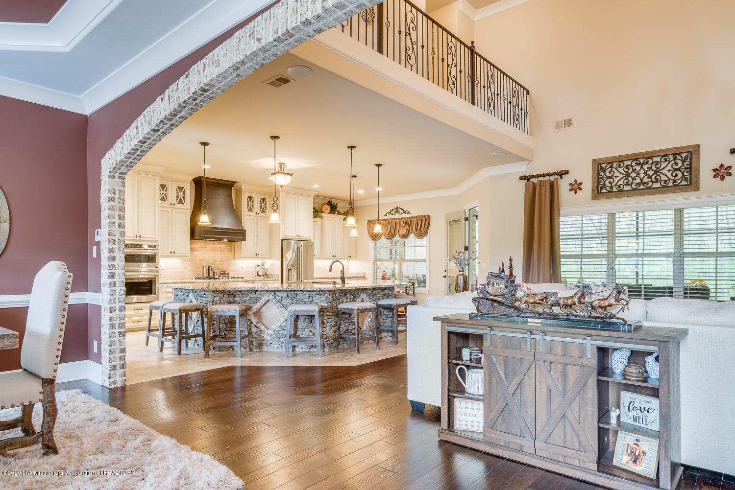 3612 Iron Bridge Road Olive Branch, MS 38654 - Photo 8 of 44 Great Room - Kitchen