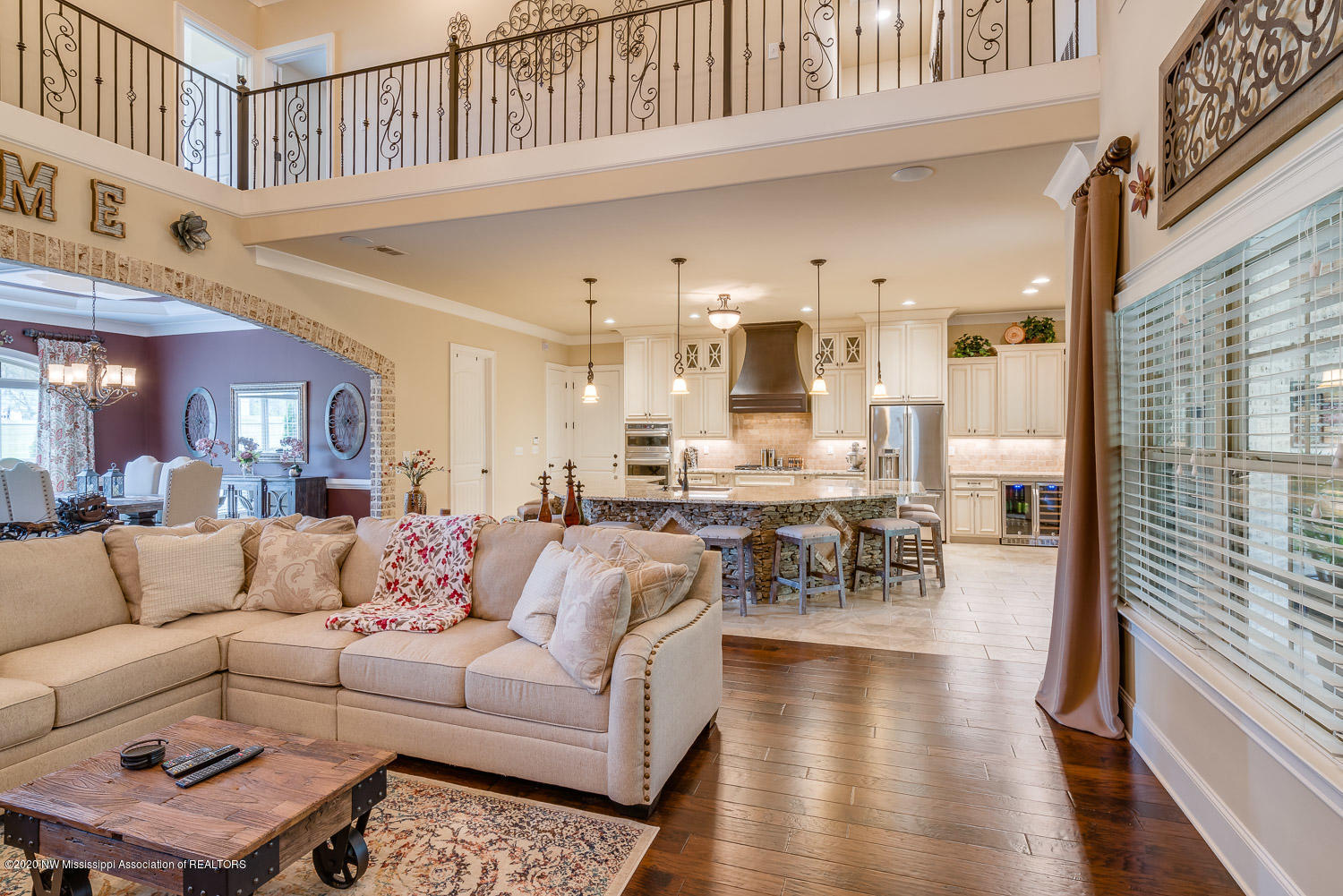 3612 Iron Bridge Road Olive Branch, MS 38654 - Photo 10 of 44 Great Room - Kitchen