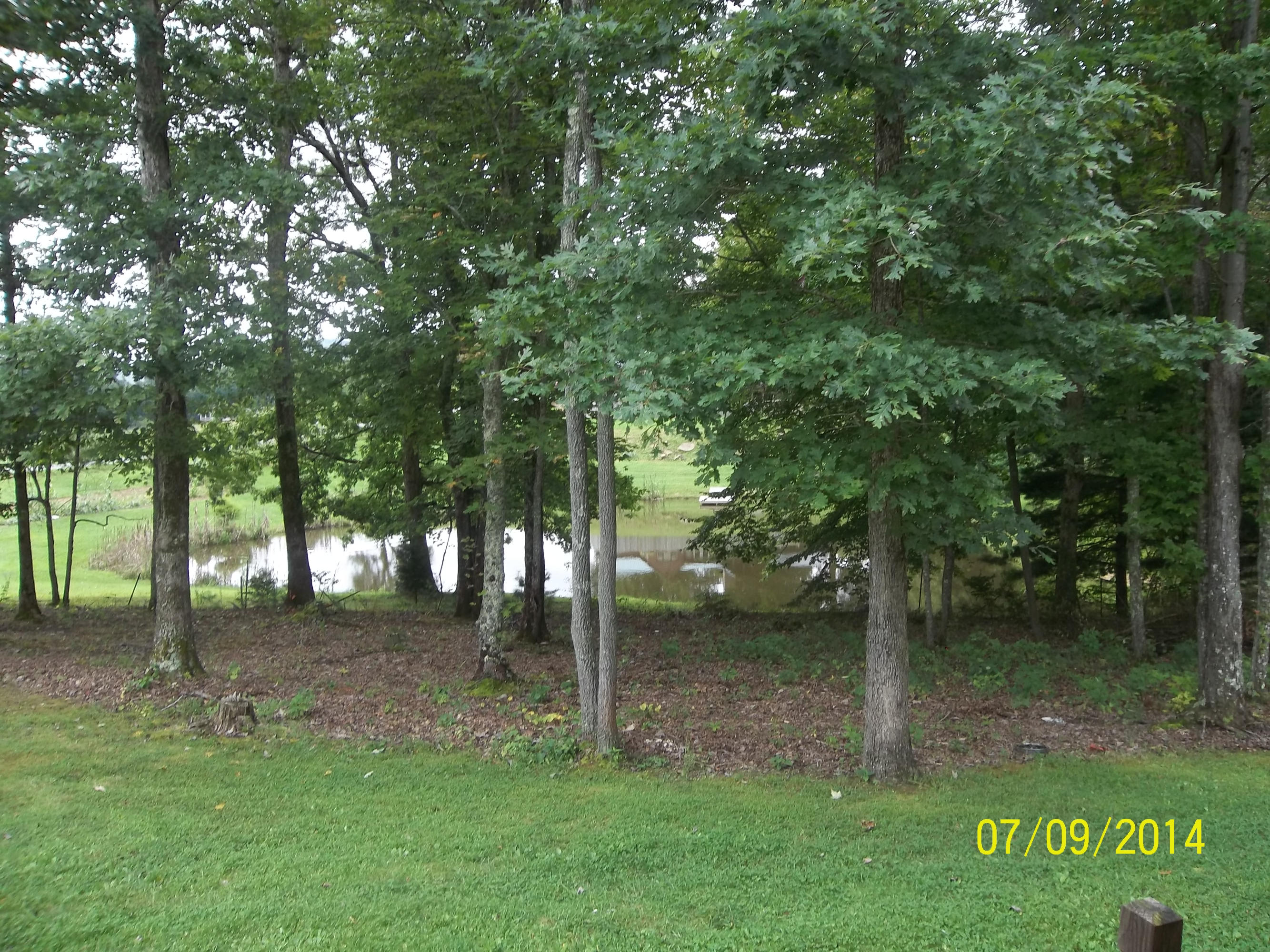 195 Ccc Road Wartburg, TN 37887 - Photo 2 of 21 100_0691