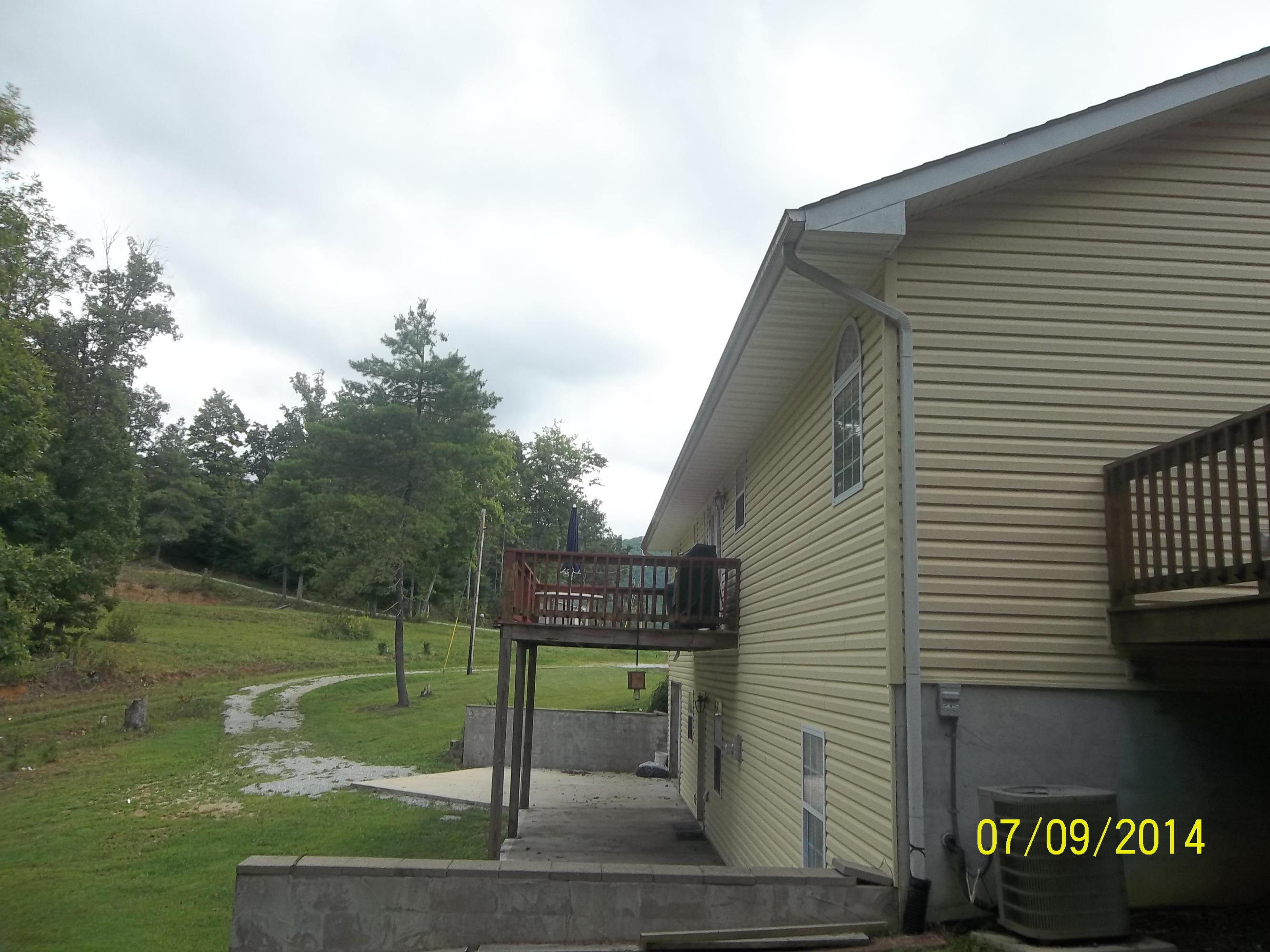 195 Ccc Road Wartburg, TN 37887 - Photo 19 of 21 100_0704