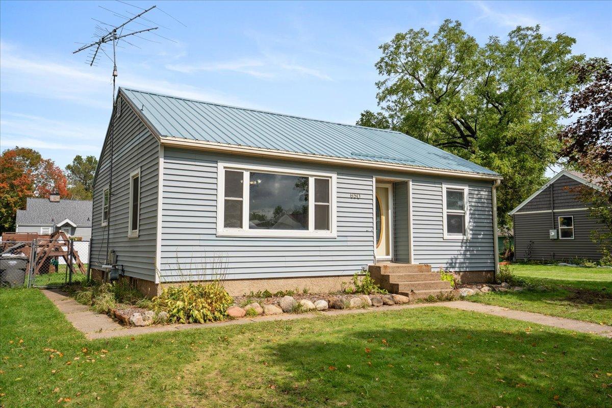 650 Newton Street Baldwin, WI 54002 - Photo 12 of 16