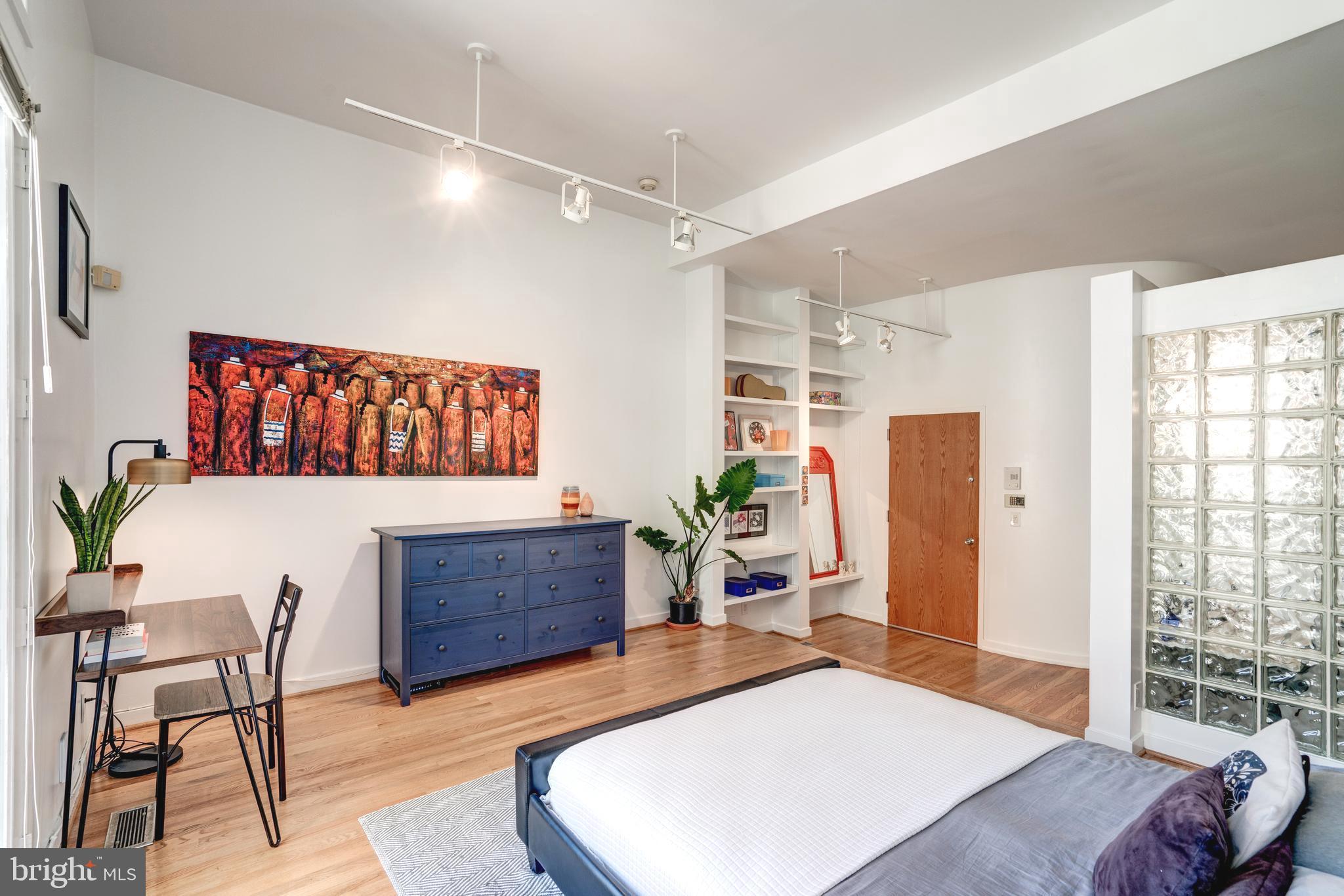 1527 Church Street Northwest, Unit A Washington, DC 20005 - Photo 15 of 31