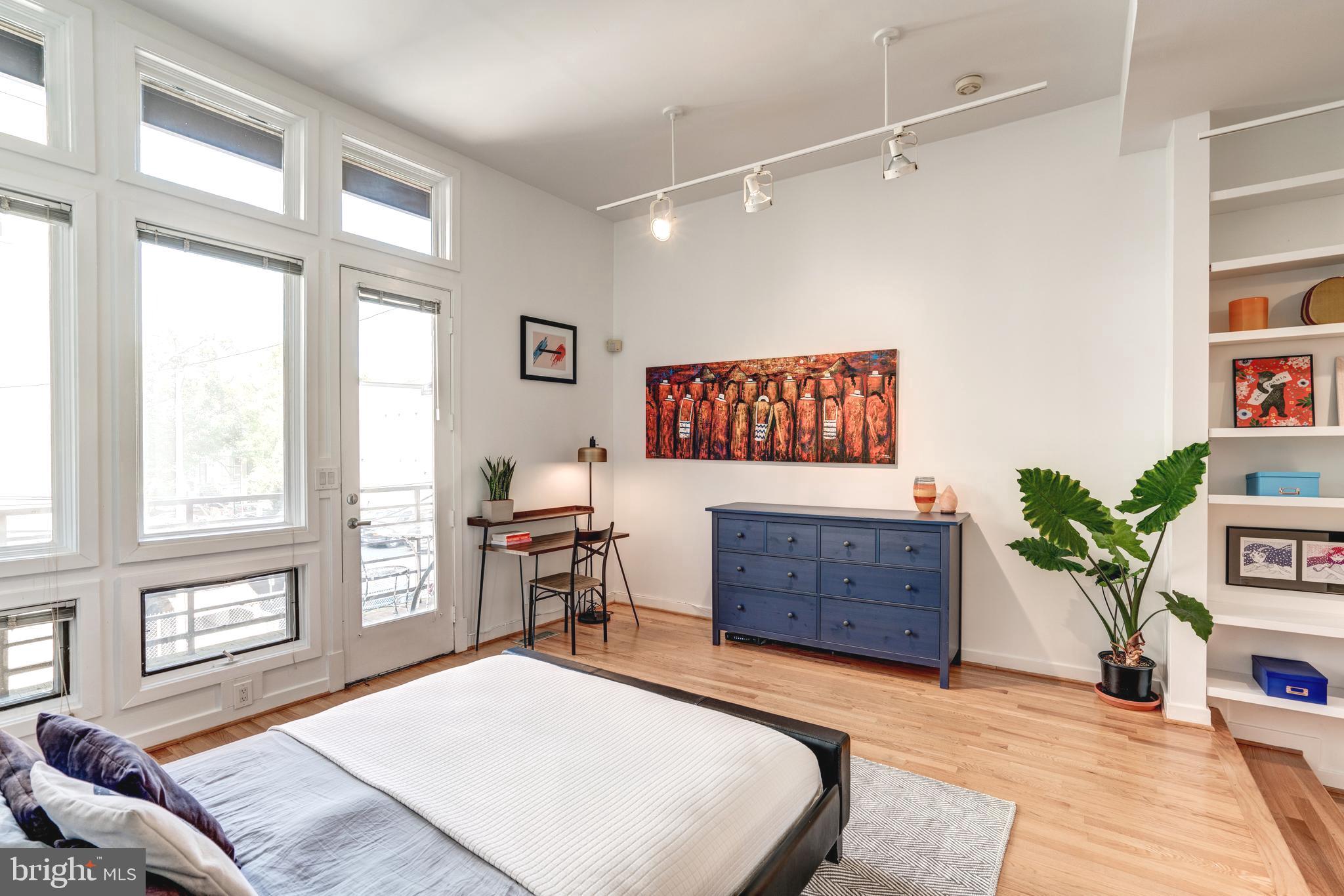 1527 Church Street Northwest, Unit A Washington, DC 20005 - Photo 16 of 31