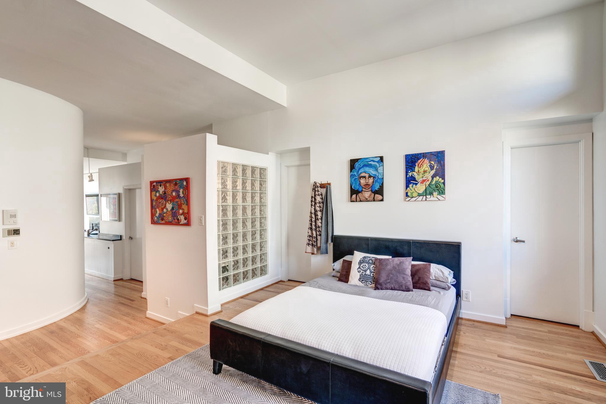 1527 Church Street Northwest, Unit A Washington, DC 20005 - Photo 18 of 31 Doors to two walk-in closets