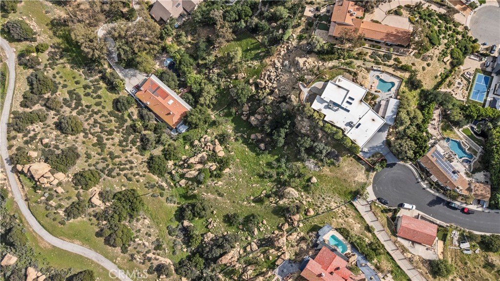 22882 Trigger Street Chatsworth, CA 91311 - Photo 18 of 26 a sign that is on a brick building