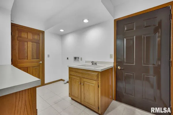$447,900 | 1220 South Main Street, Morton, IL 61550