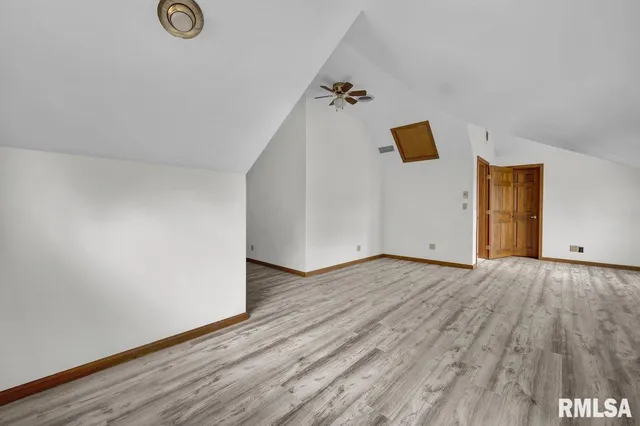 $447,900 | 1220 South Main Street, Morton, IL 61550