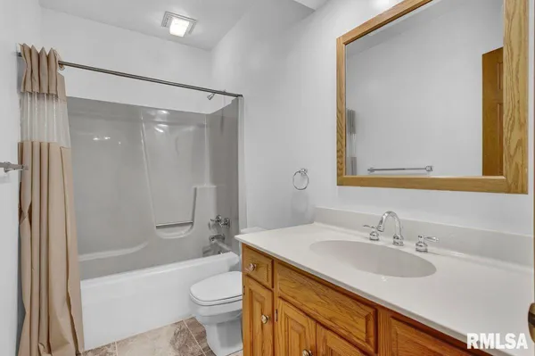 $447,900 | 1220 South Main Street, Morton, IL 61550