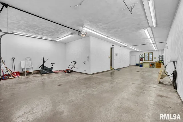 $447,900 | 1220 South Main Street, Morton, IL 61550