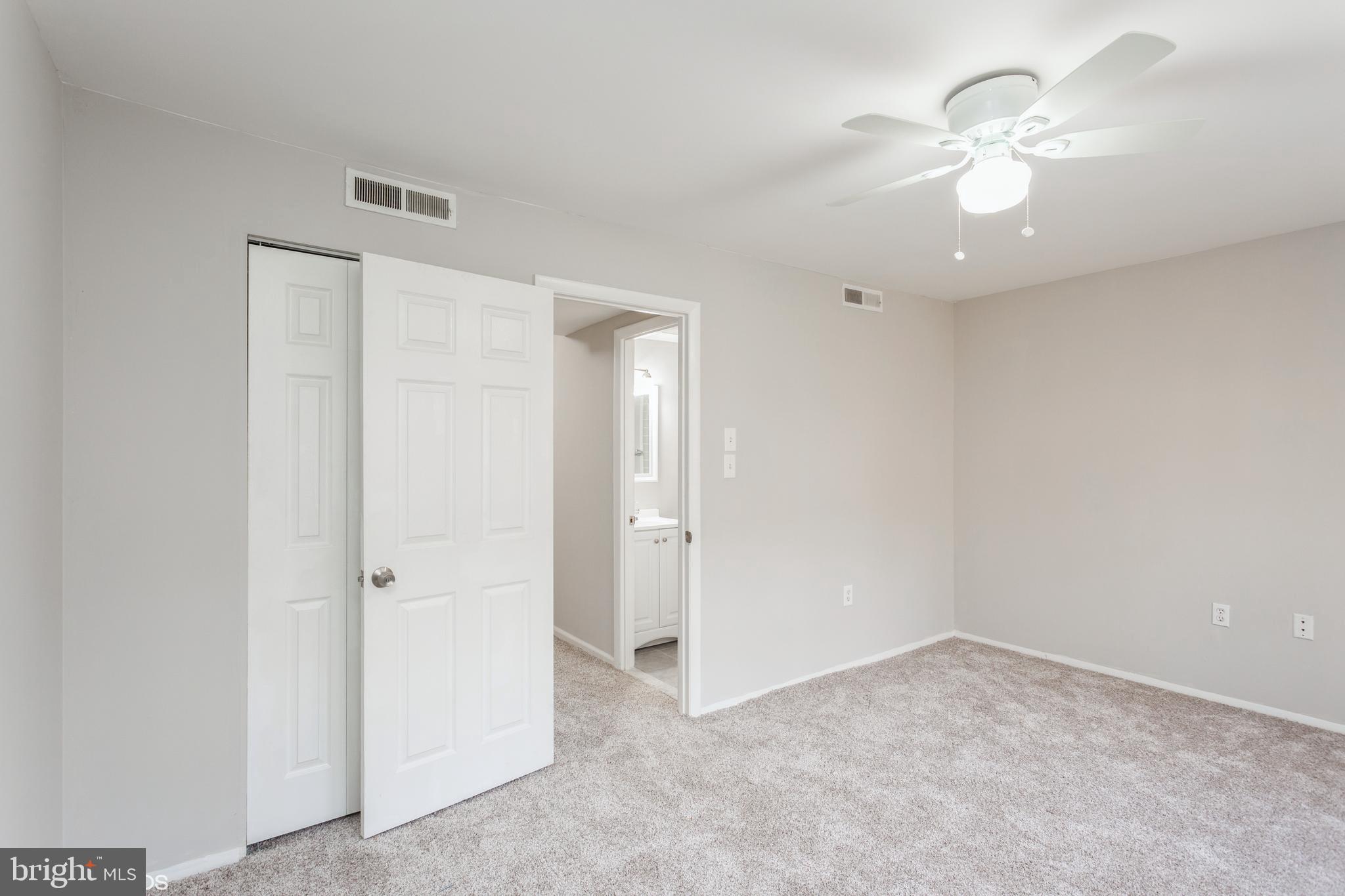 1941 Greenberry Road Baltimore, MD 21209 - Photo 14 of 18 Gallery Image 14
