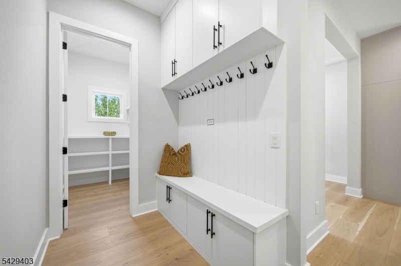 11 Rale Terrace Livingston, NJ 07039 - Photo 11 of 30 Gallery Image 11