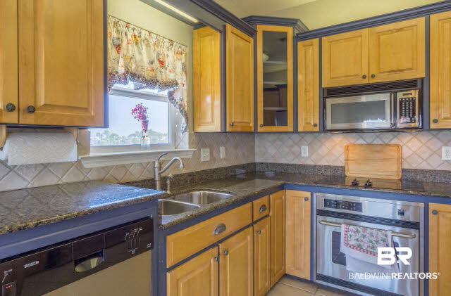 7221 Lafitte Road Pensacola, FL 32507 - Photo 17 of 41 Stainless Steel Appl