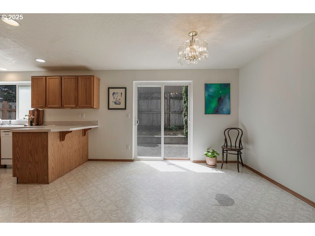 37600 Dubarko Road Sandy, OR 97055 - Photo 11 of 41 Gallery Image 11