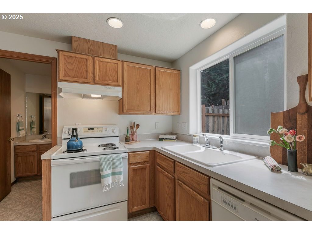 37600 Dubarko Road Sandy, OR 97055 - Photo 20 of 41 Gallery Image 20
