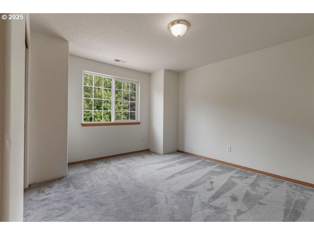 37600 Dubarko Road Sandy, OR 97055 - Photo 32 of 41 Gallery Image 32