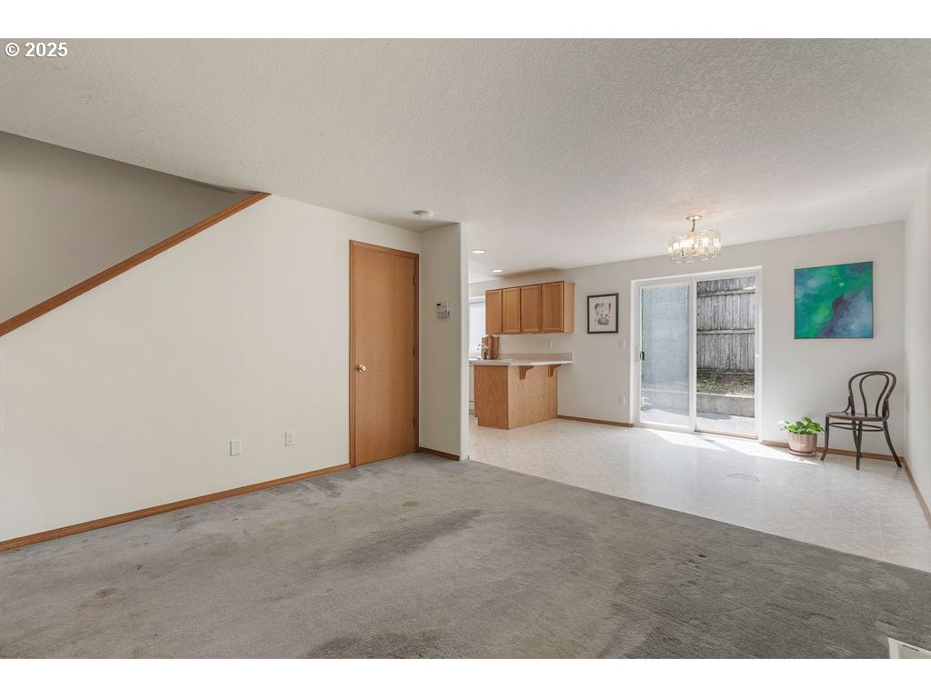 37600 Dubarko Road Sandy, OR 97055 - Photo 10 of 41 Gallery Image 10