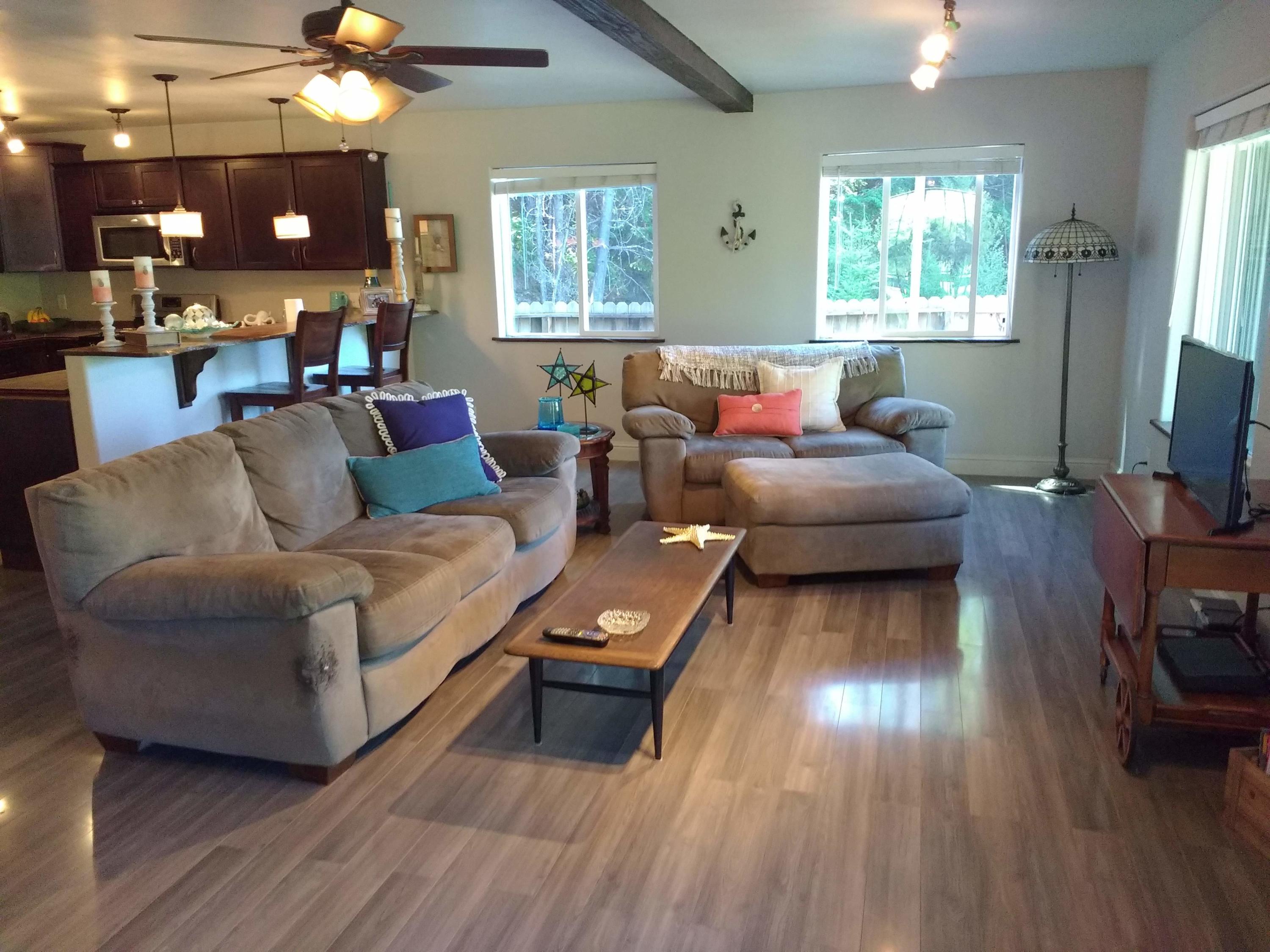 837 Blueridge Road Whitethorn, CA 95589 - Photo 3 of 29