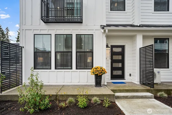 $499,950 | 12073 127th Avenue East, Unit 53, Puyallup, WA 98374