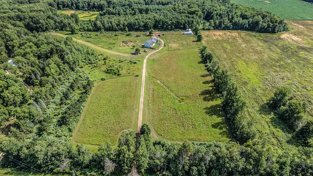 $499,900 | 3431 Highway 20, Hesperia, MI 49421