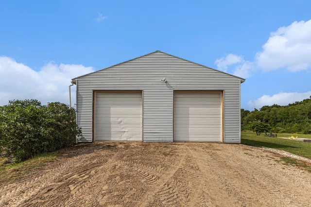 $499,900 | 3431 Highway 20, Hesperia, MI 49421