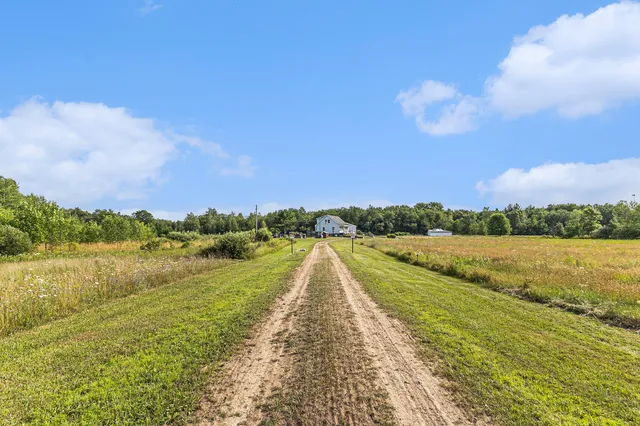 $499,900 | 3431 Highway 20, Hesperia, MI 49421