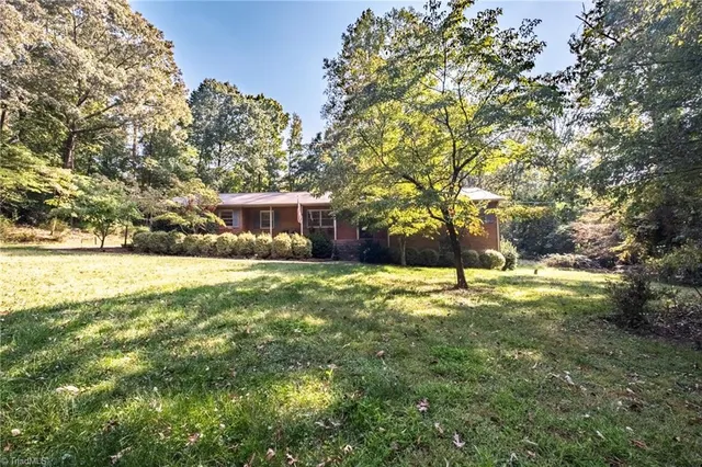 $275,000 | 5509 Fallingbrooks Drive, Greensboro, NC 27407