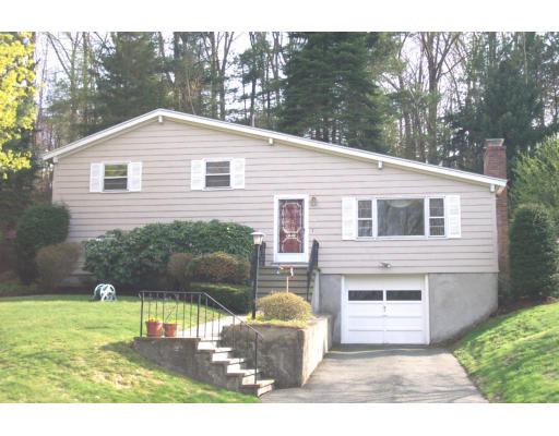 9 Highgate Road Framingham, MA 01701 - Photo 1 of 4 Gallery Image 1