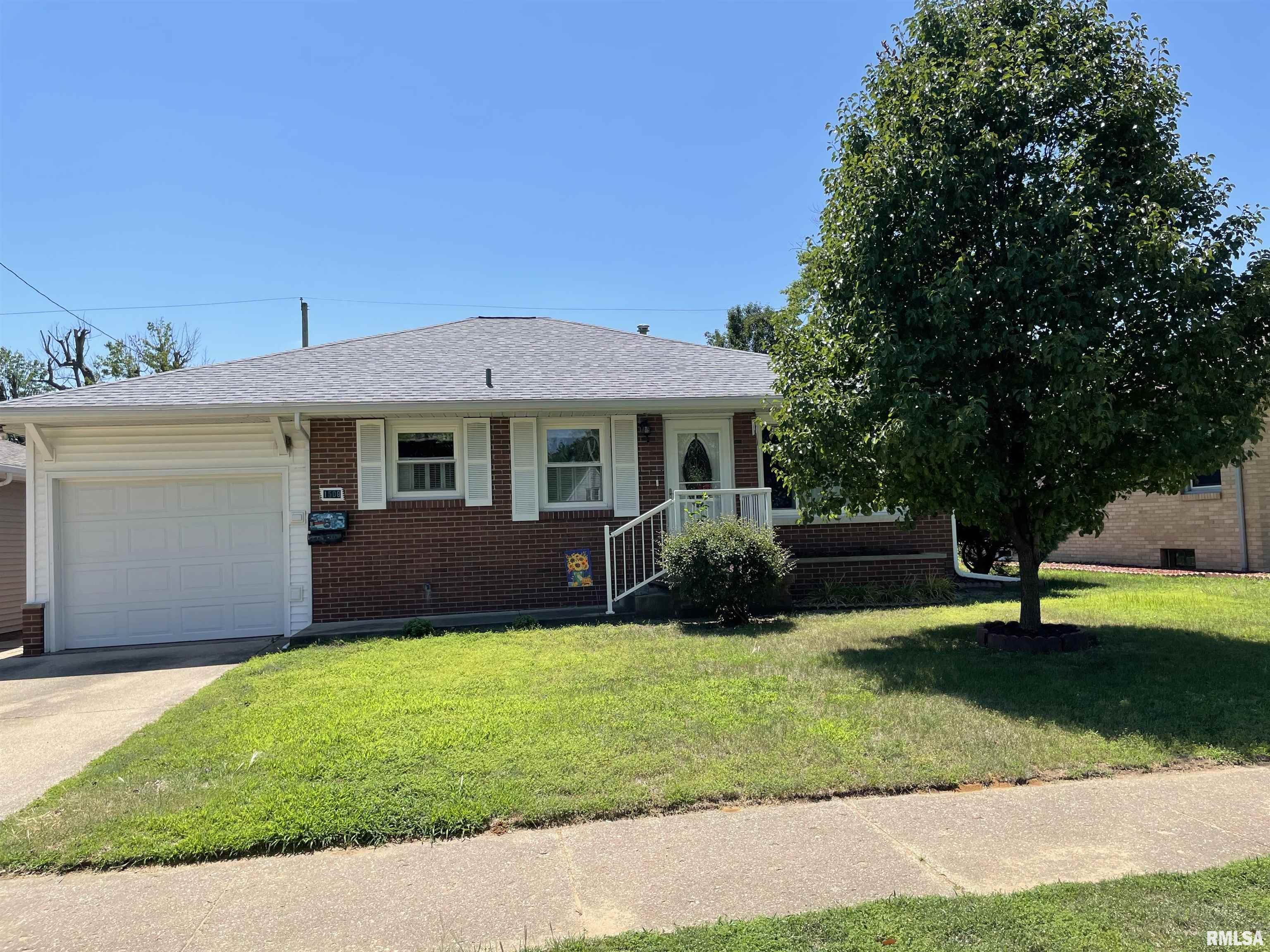 1508 James Road Pekin, IL 61554 - Photo 1 of 16 Gallery Image 1
