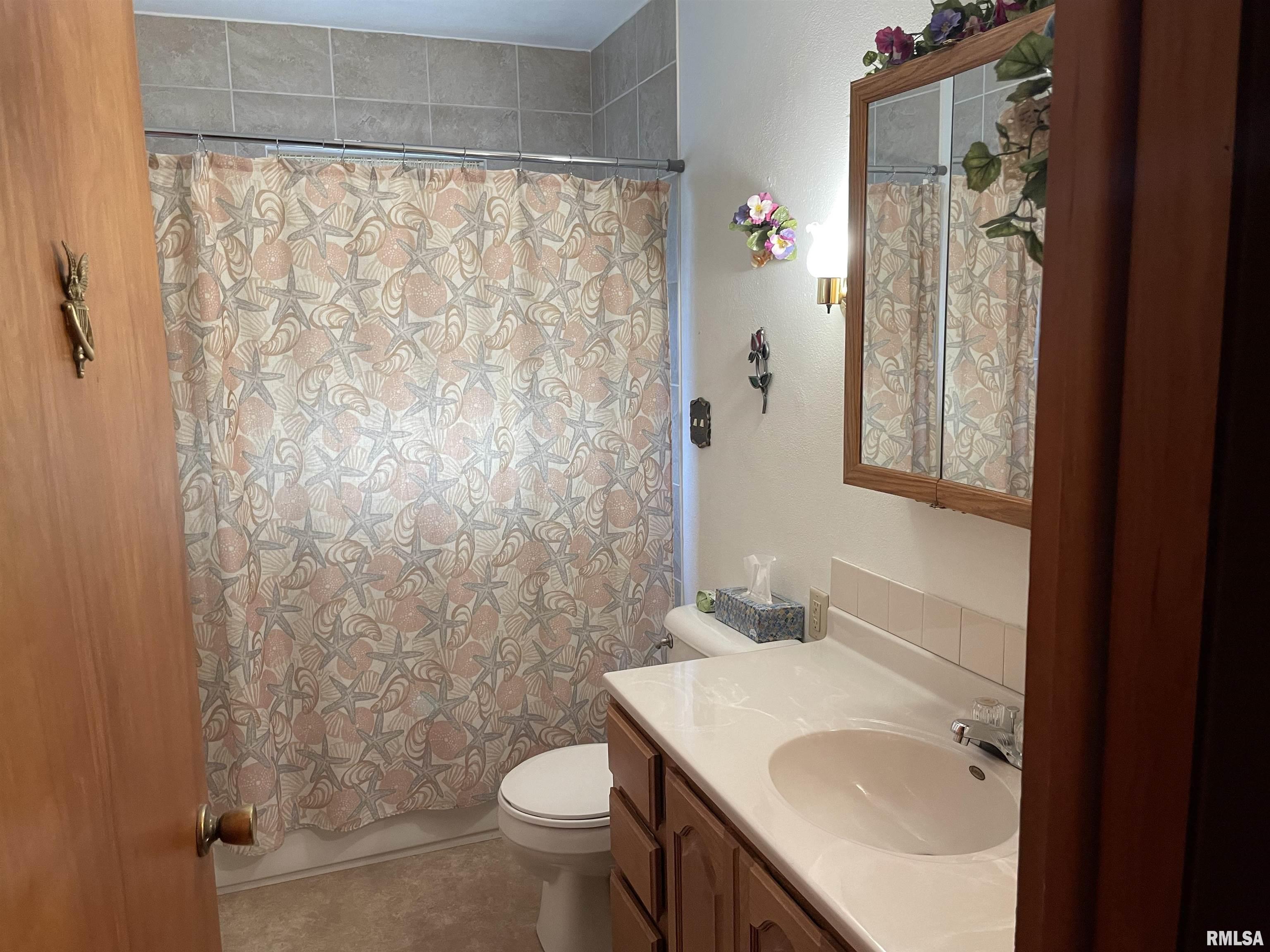 1508 James Road Pekin, IL 61554 - Photo 10 of 16 Gallery Image 10