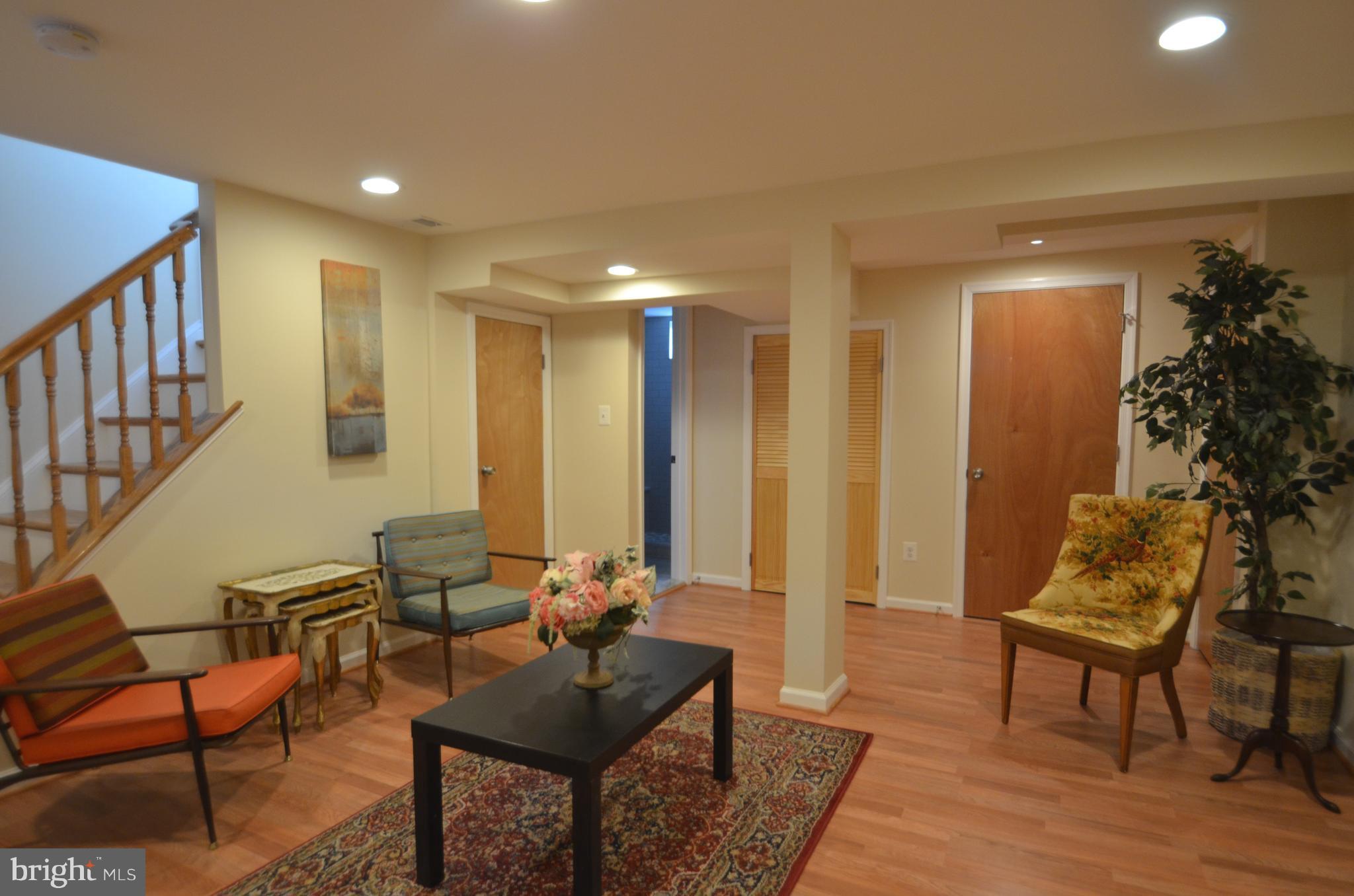 5019 Edgewood Road College Park, MD 20740 - Photo 15 of 29 Family Room