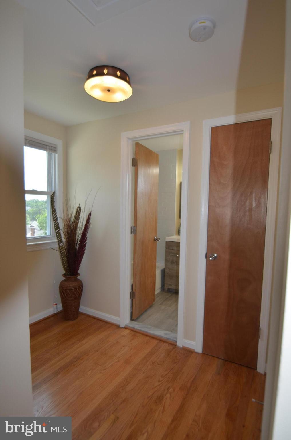 5019 Edgewood Road College Park, MD 20740 - Photo 20 of 29 Upper Level Hall