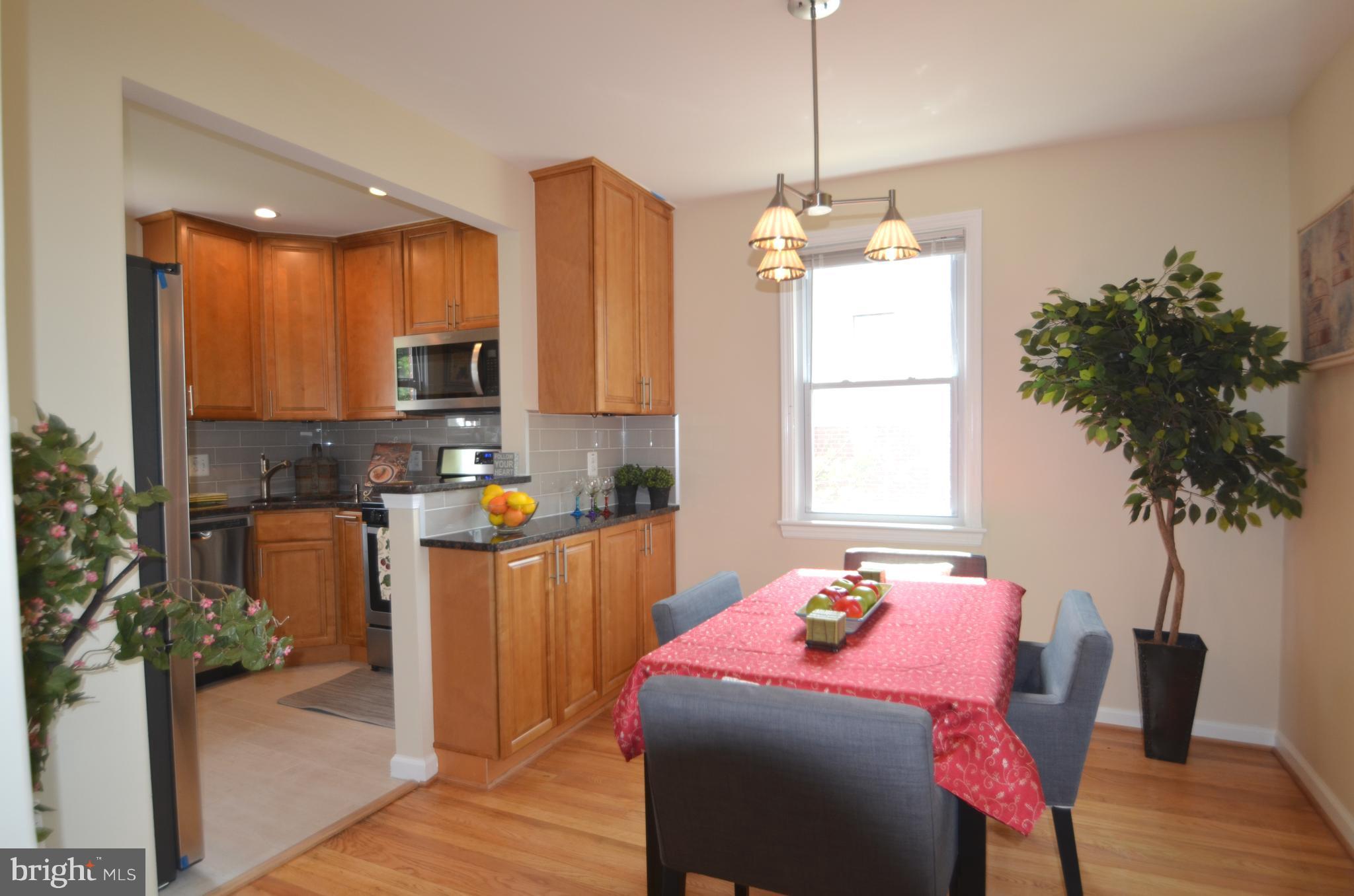 5019 Edgewood Road College Park, MD 20740 - Photo 6 of 29 Dining Room