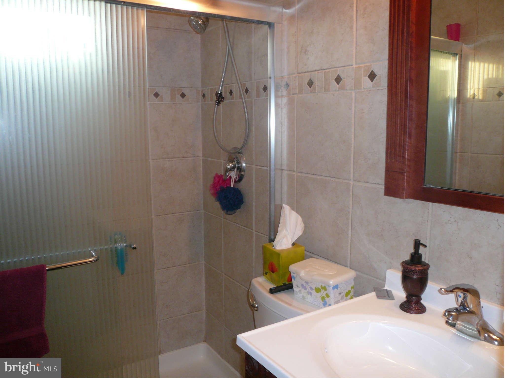 2728 Plainfield Road Baltimore, MD 21222 - Photo 13 of 29 Bath