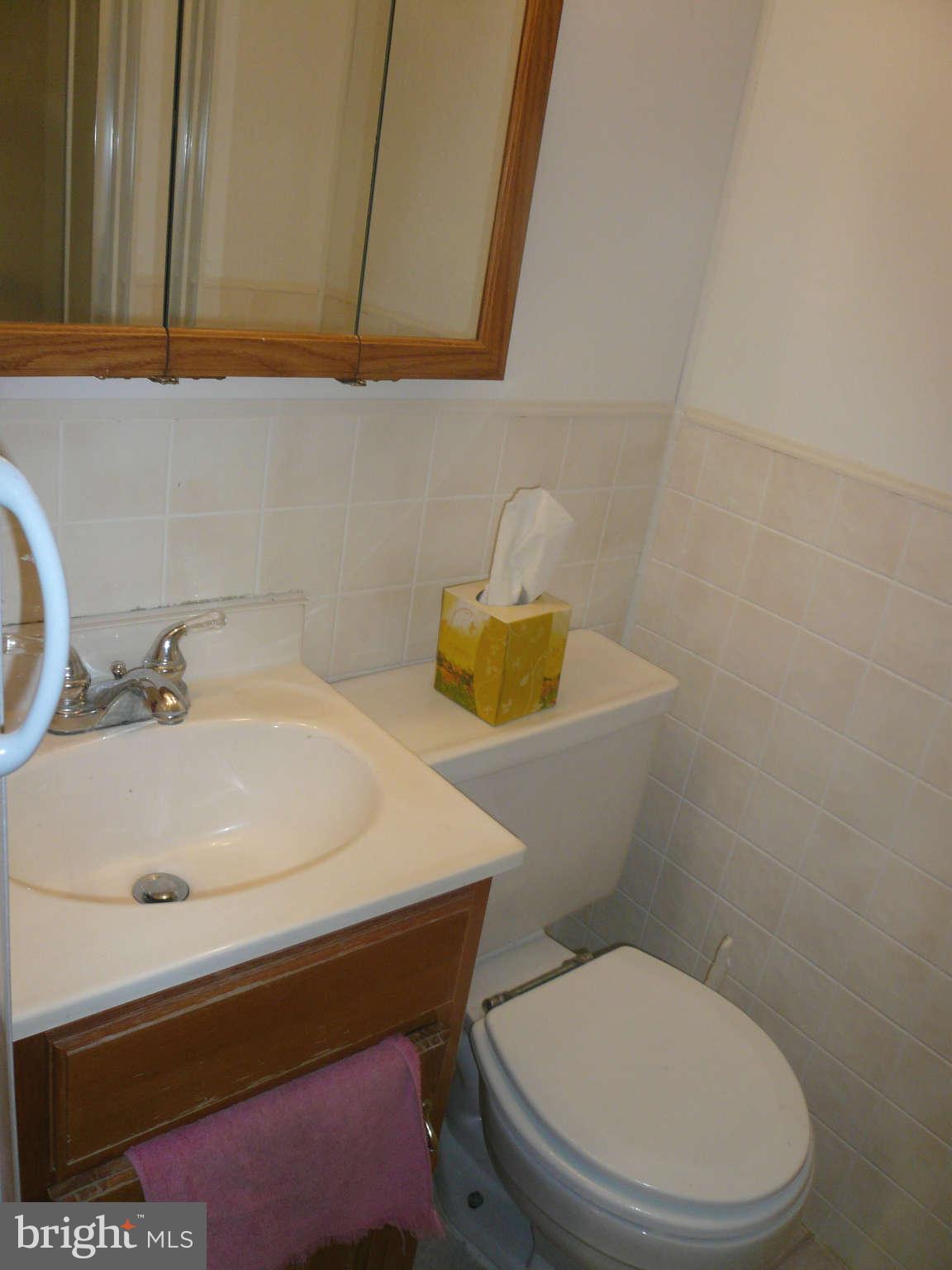 2728 Plainfield Road Baltimore, MD 21222 - Photo 18 of 29 Bath