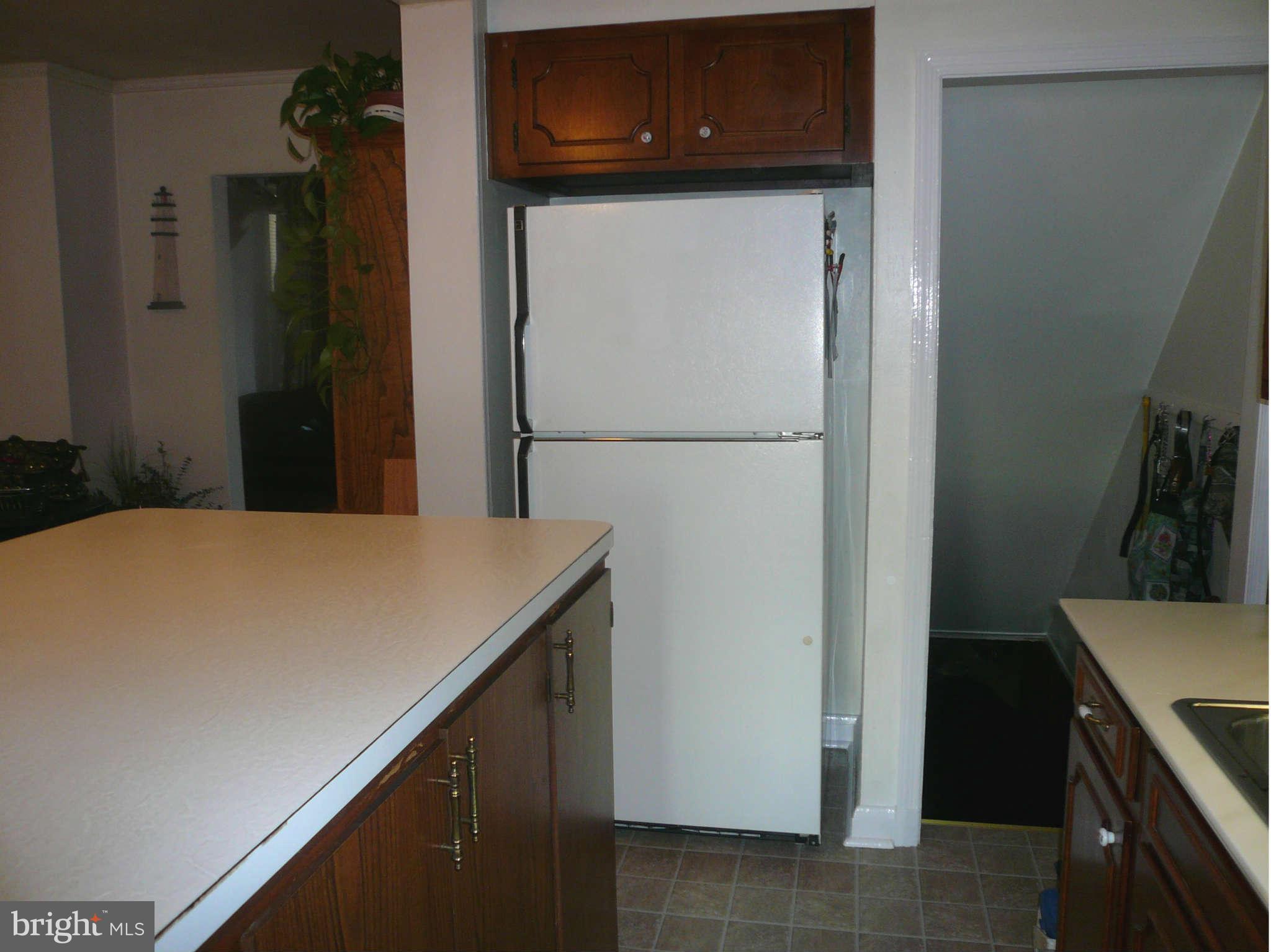 2728 Plainfield Road Baltimore, MD 21222 - Photo 6 of 29 Kitchen