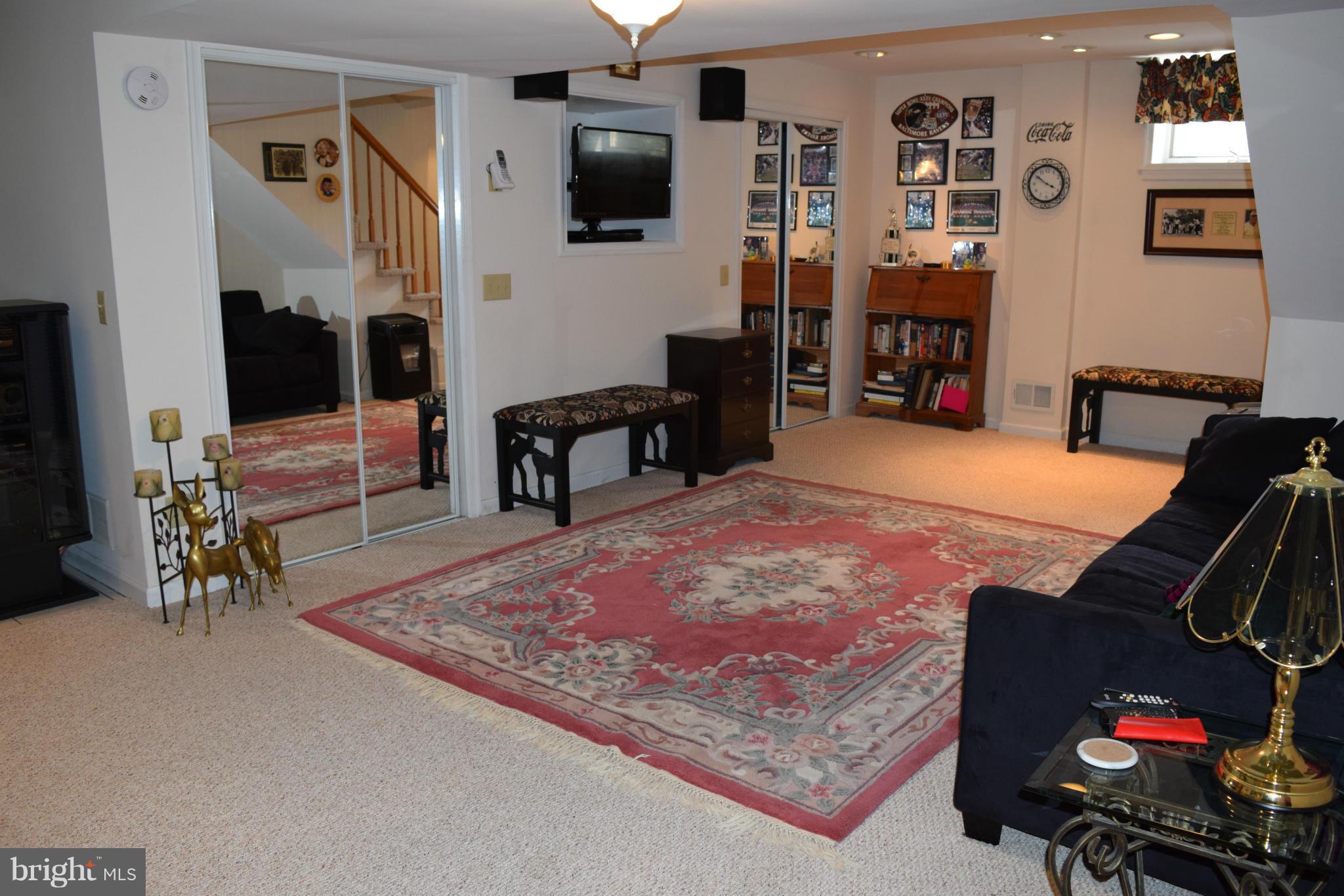 813 West Padonia Road Cockeysville, MD 21030 - Photo 21 of 30 Family Room