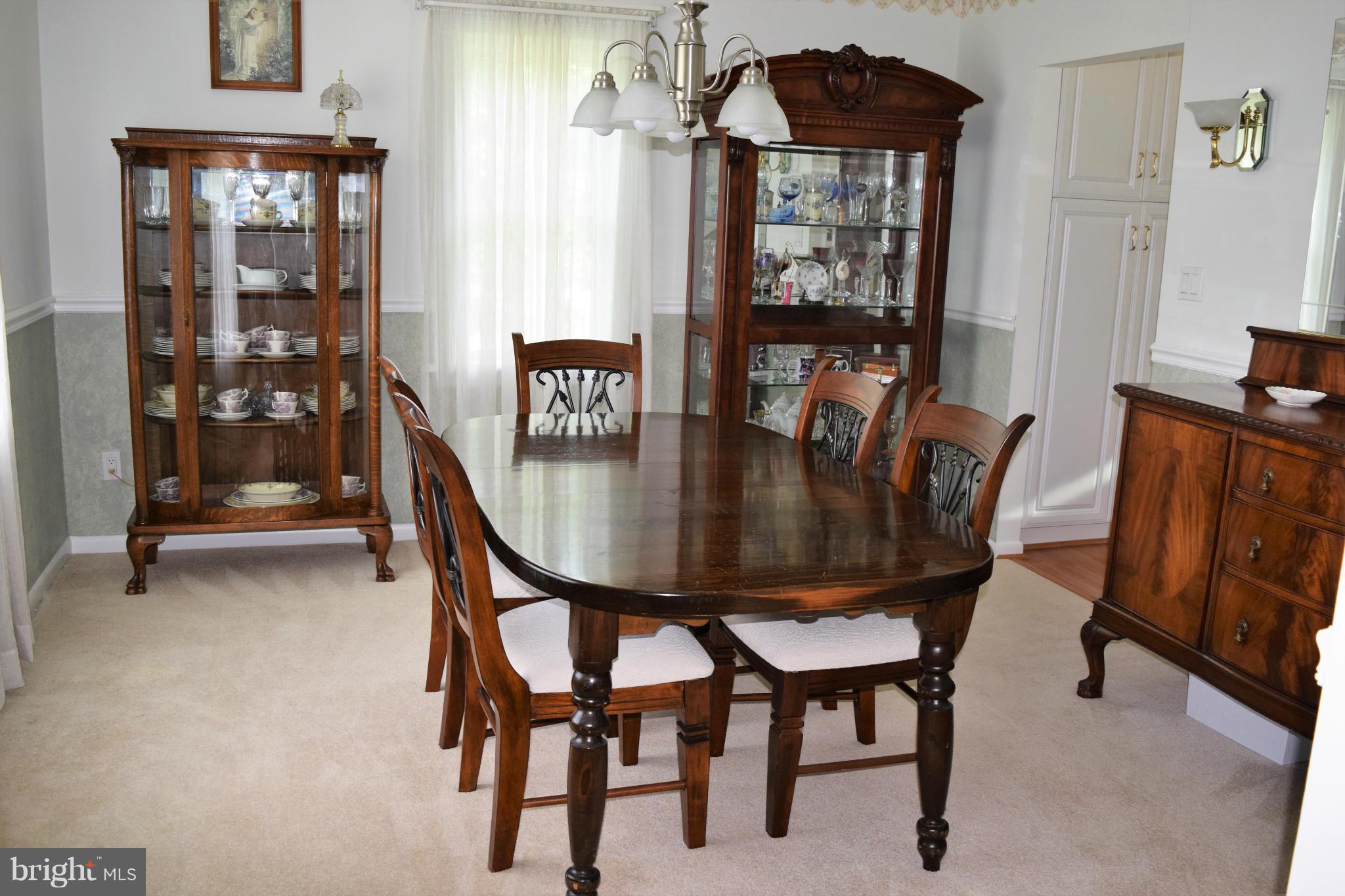 813 West Padonia Road Cockeysville, MD 21030 - Photo 10 of 30 Dining Room