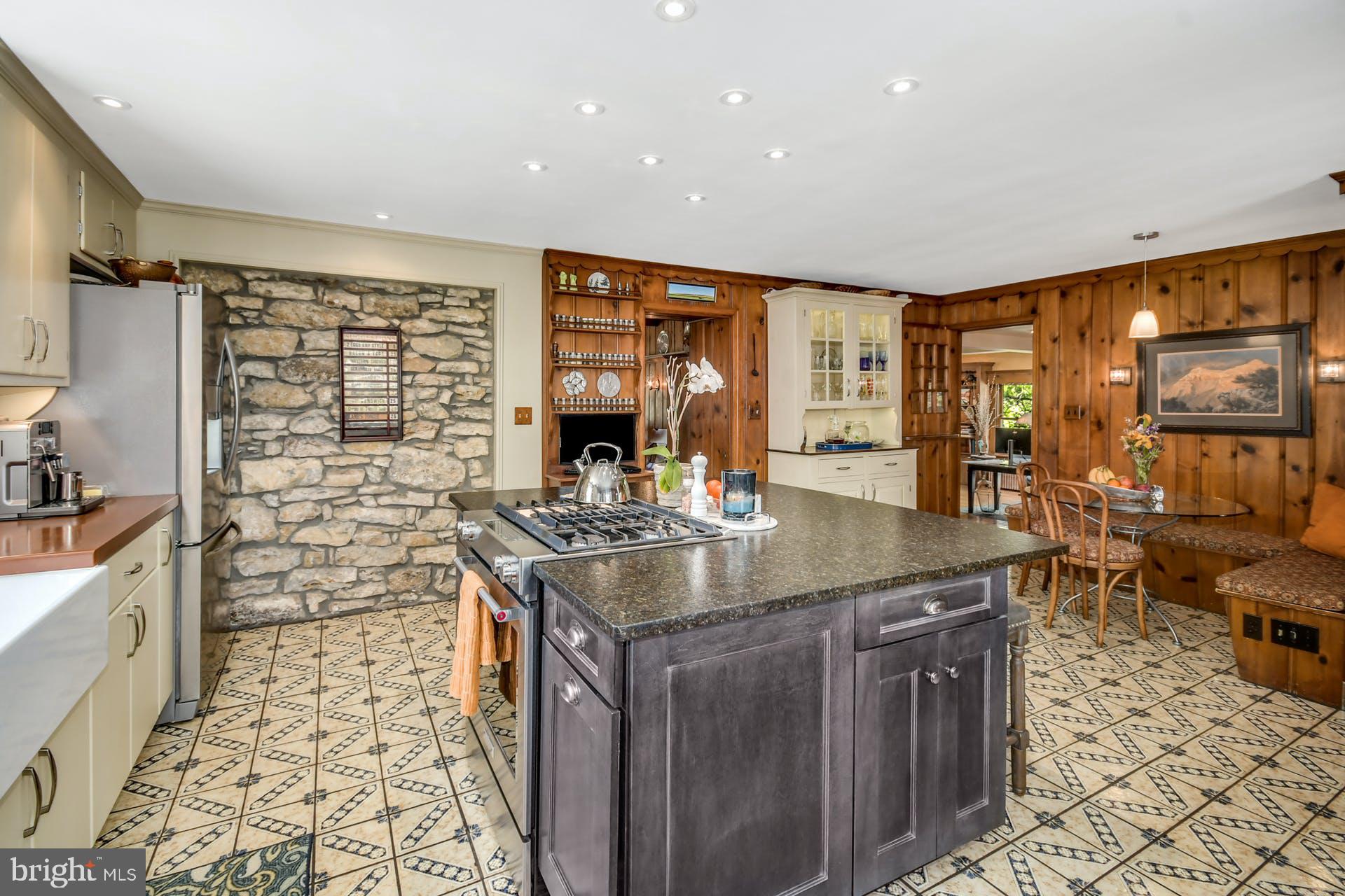 2022 Mill Creek Road Macungie, PA 18062 - Photo 6 of 30