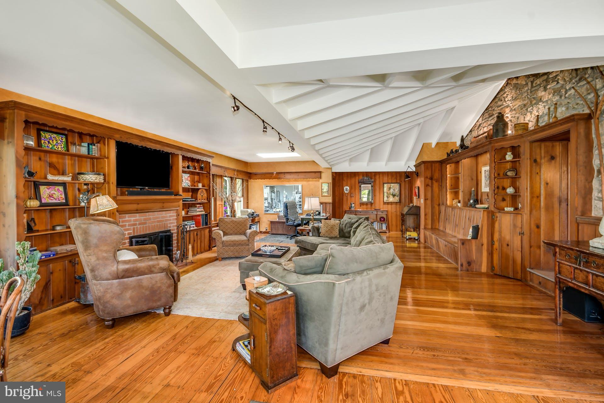 2022 Mill Creek Road Macungie, PA 18062 - Photo 10 of 30