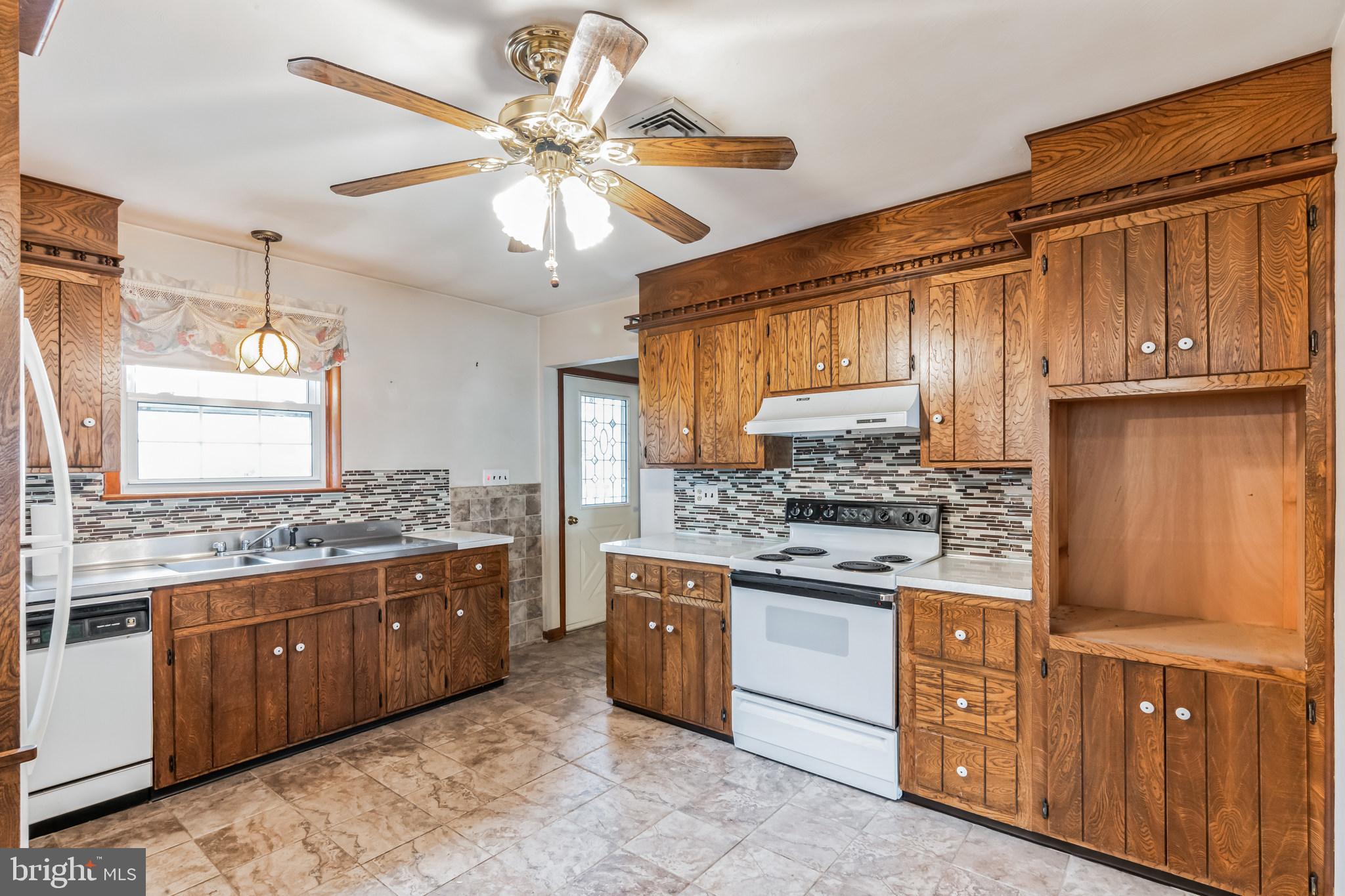 1710 East Walnut Road Vineland, NJ 08361 - Photo 4 of 30 Gallery Image 4
