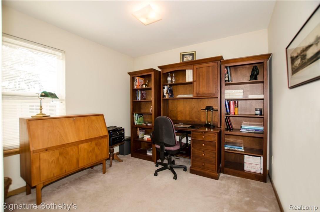2333 Crooks Road Royal Oak, MI 48073 - Photo 18 of 51 library.JPG