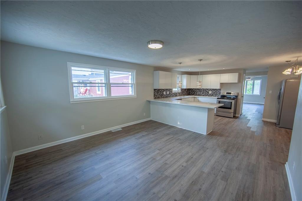 205 Adams Street Pendleton, IN 46064 - Photo 6 of 21